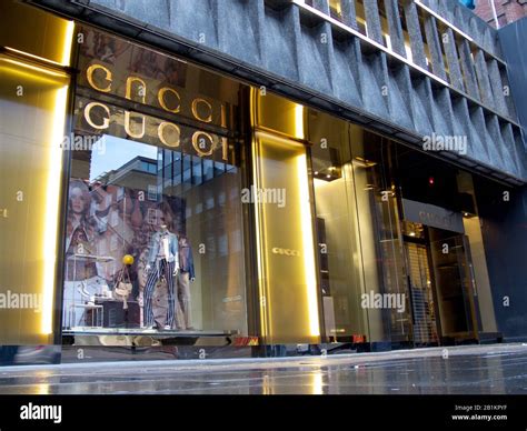 gucci sloane street opening hours